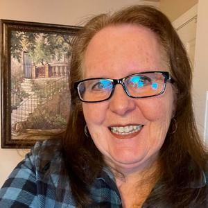 Meet your Posher, Debbie